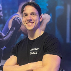 Coach sportif de remise en forme | Romain