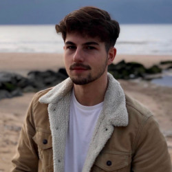 Coach de marche nordique | Erwan