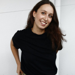 Professeur de Yoga-Hatha | Maéna