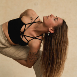 Intervenant en Yoga sur chaise | Anne