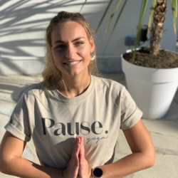 Professeur de Yoga-Vinyasa | Pauline