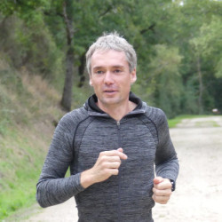 Coach de marche nordique | Yoan