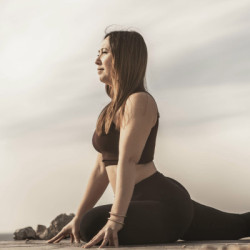 Intervenant en Yoga sur chaise | Delphine 