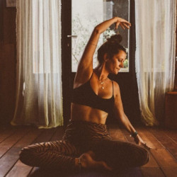 Professeur de Yoga-Vinyasa | Oriane