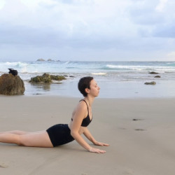 Professeur de Yoga-Vinyasa | Anaïs