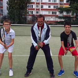 Professeur de tennis : cours particulier et collectif de tennis | François