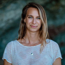 Professeur de Yoga-Vinyasa | Maëlys