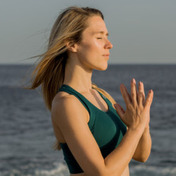 Coach de Yoga du visage et des yeux | Lisa-Marie