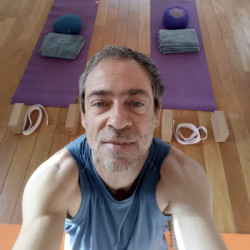 Professeur de Yoga-Hatha | Breuze