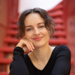 Professeur de Yoga-Vinyasa | Camille