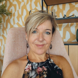 Intervenant en Yoga sur chaise | Sylvie