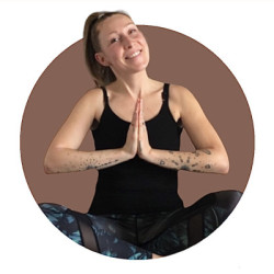 Professeur de Yoga-Hatha | Stéphanie
