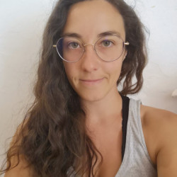 Intervenant en Yoga sur chaise | Manon